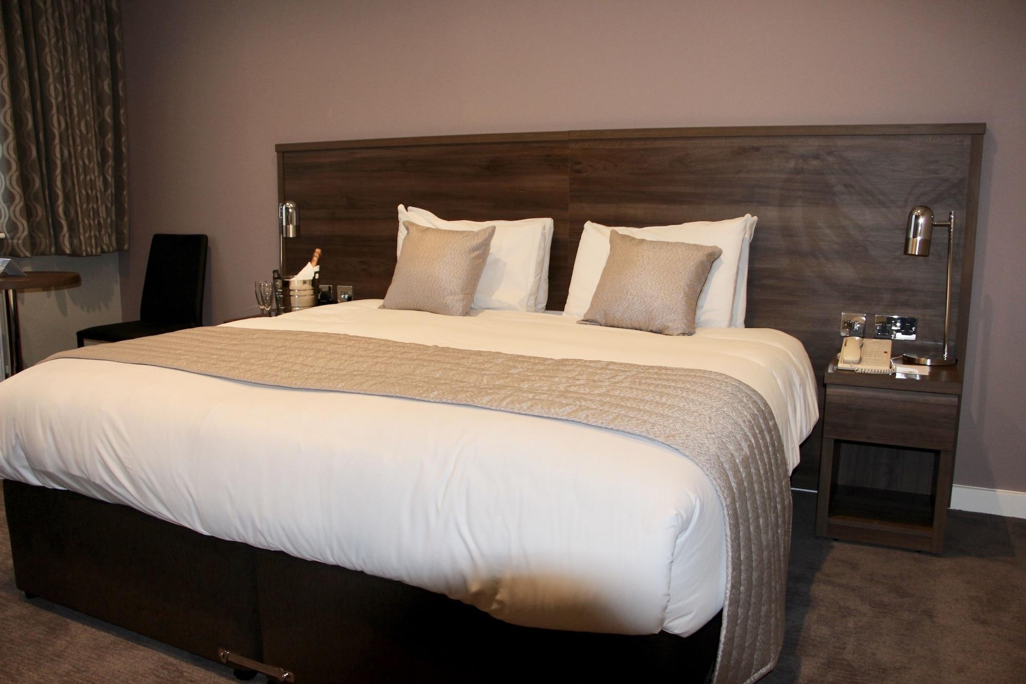 Best Western Ship Hotel Weybridge Luaran gambar