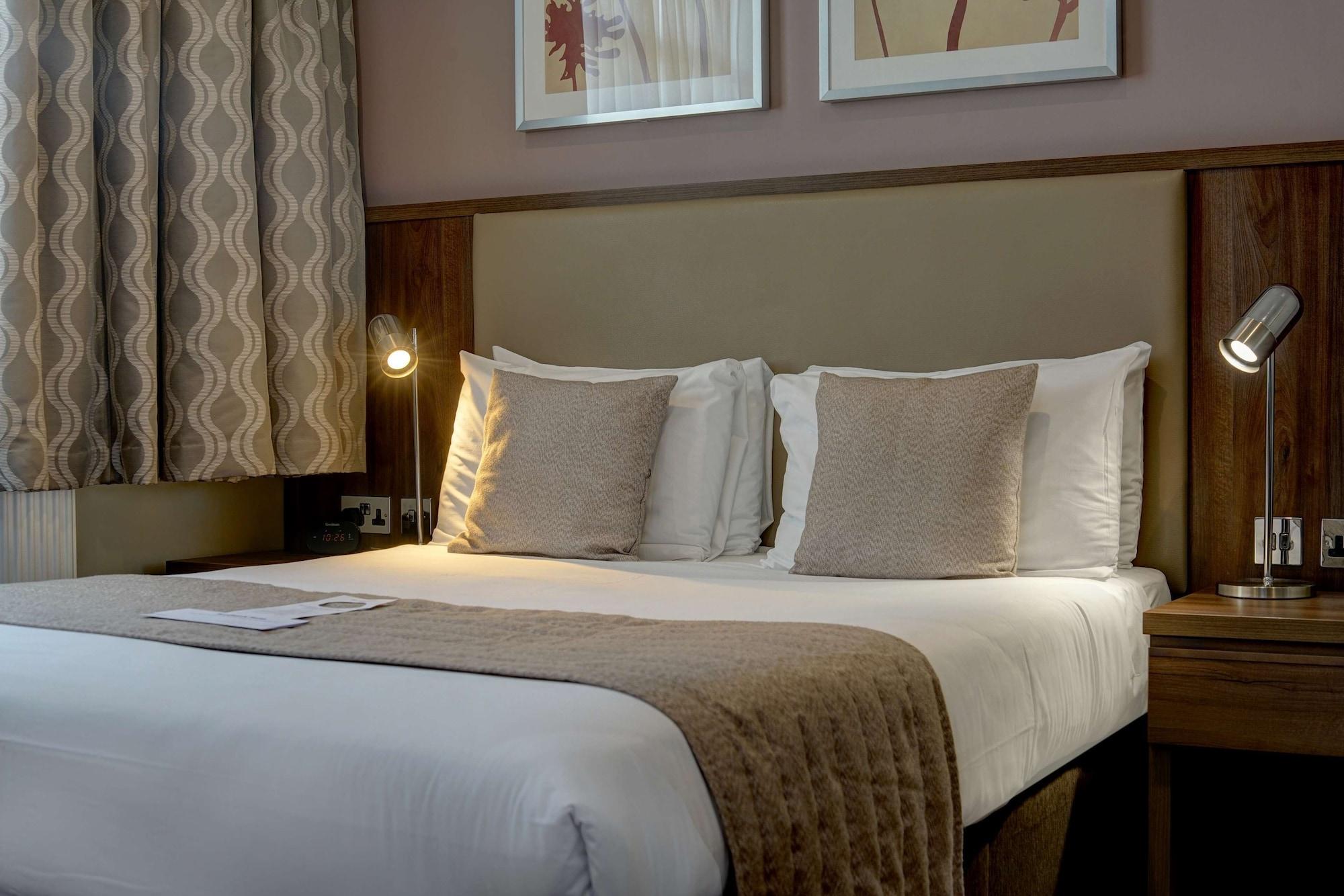 Best Western Ship Hotel Weybridge Luaran gambar